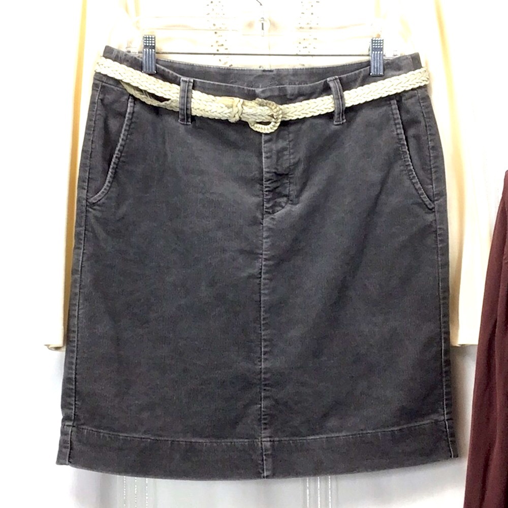 🦆Eddie Bauer Charcoal Corduroy Front Zip Back Kick Chino Skirt Sz.10